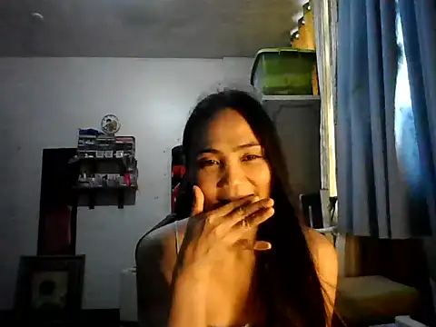 Snapshot of Sexytummy26 chatting on December 13, 2025, 9:10 pm Sexytummy26 online show from December 13, 2025, 9:10 pm