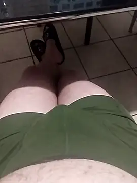 Snapshot of Cedric7653 chatting on December 21, 2025, 7:21 am Cedric7653 online show from December 21, 2025, 7:21 am