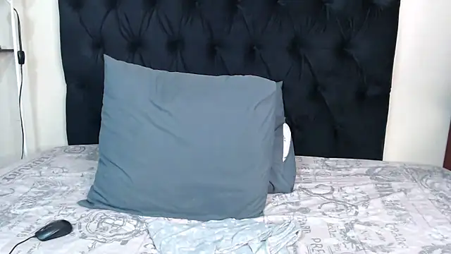 Mimi Passion online show from February 10, 2026, 5:50 am