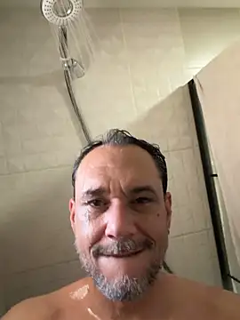 Snapshot of MachosBB_sex chatting on April 15, 2026, 3:27 pm MachosBB sex online show from April 15, 2026, 3:27 pm