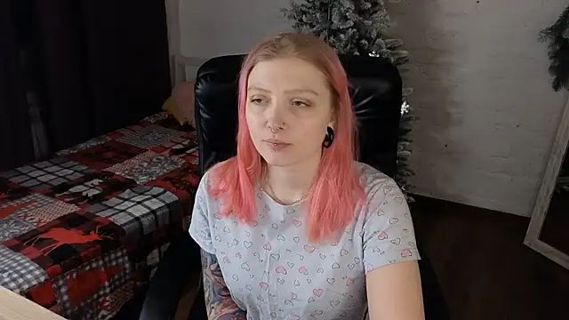 Snapshot of Kiki_shay chatting on January 9, 2026, 9:44 pm Kiki shay online show from January 9, 2026, 9:44 pm