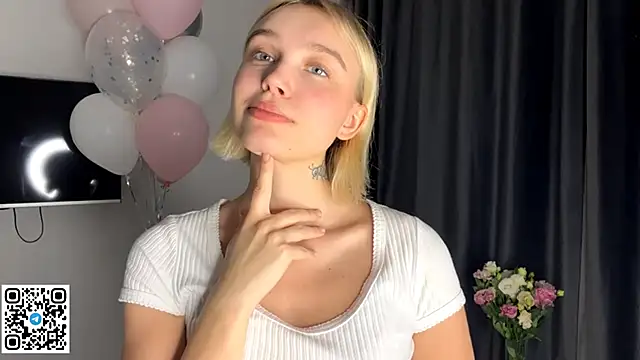 Snapshot of MelodyImam chatting on November 21, 2025, 3:22 pm MelodyImam online show from November 21, 2025, 3:22 pm