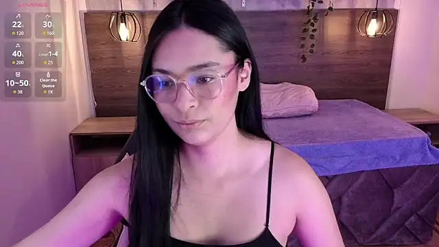 Snapshot of Isa_doux chatting on July 25, 2026, 3:36 am Isa doux online show from July 25, 2026, 3:36 am
