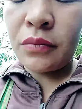 chipu06 online show from October 31, 2025, 1:13 am