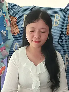 lisa-bae00 online show from May 28, 2026, 3:36 am
