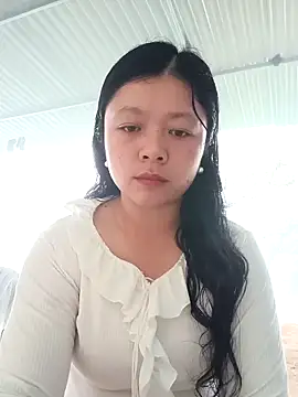 lisa-bae00 online show from May 9, 2026, 2:59 am