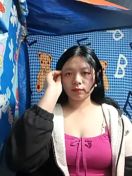 lisa-bae00 online show from December 16, 2025, 12:20 pm