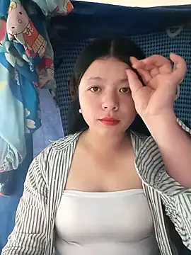 lisa-bae00 online show from February 15, 2026, 8:46 am