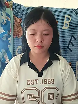 lisa-bae00 online show from May 21, 2026, 5:16 am