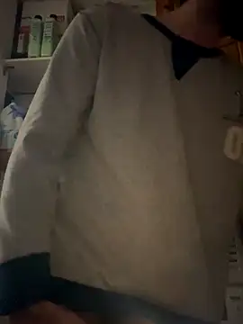 Snapshot of Paapii1098 chatting on November 11, 2025, 4:29 am Paapii1098 online show from November 11, 2025, 4:29 am