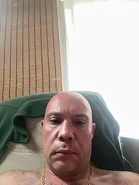 gitanoMad online show from November 1, 2025, 12:54 pm