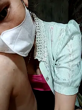 Bear bear0 online show from November 9, 2025, 2:15 am