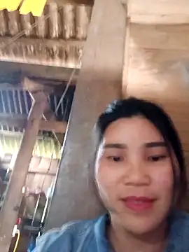 Snapshot of Bear_bear0 chatting on April 2, 2026, 7:48 am Bear bear0 online show from April 2, 2026, 7:48 am