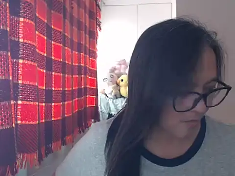 Snapshot of Kinkybela2025 chatting on March 22, 2026, 3:32 am Kinkybela2025 online show from March 22, 2026, 3:32 am