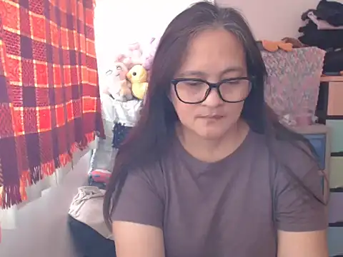 Snapshot of Kinkybela2025 chatting on March 9, 2026, 2:37 am Kinkybela2025 online show from March 9, 2026, 2:37 am