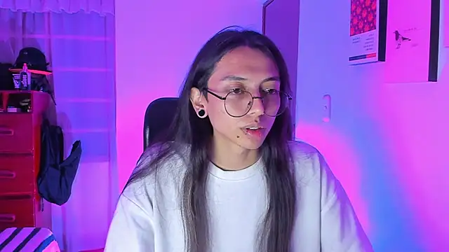 Snapshot of _Astrea_ chatting on February 21, 2026, 1:18 am Astrea online show from February 21, 2026, 1:18 am