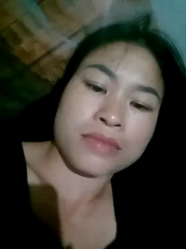 Snapshot of Kati_xx chatting on October 29, 2025, 1:21 pm Kati xx online show from October 29, 2025, 1:21 pm