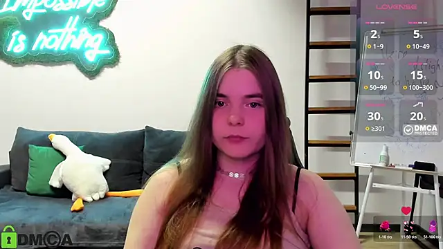 MiraaBloom online show from November 12, 2025, 2:21 pm