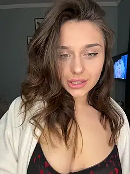 ScarletSi online show from April 4, 2026, 8:48 pm