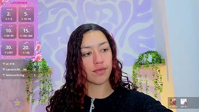 mia scarlett7 online show from July 1, 2026, 1:22 pm