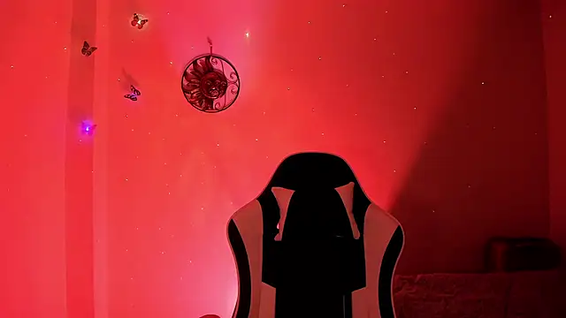 Soouf  online show from November 11, 2025, 9:37 am