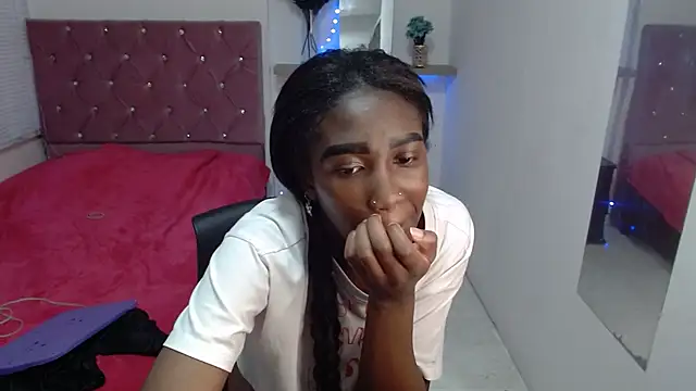 emyfuckhard online show from October 21, 2025, 3:33 pm