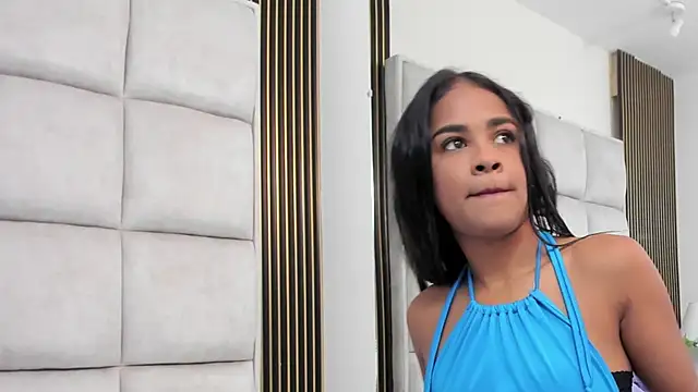 Pocahontass11   online show from October 23, 2025, 11:31 am