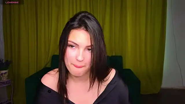 KittyShenson online show from May 22, 2026, 12:36 pm