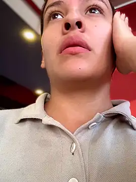 Talia Bonet online show from December 1, 2025, 12:17 pm