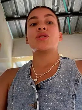 Talia Bonet online show from December 21, 2025, 3:47 pm