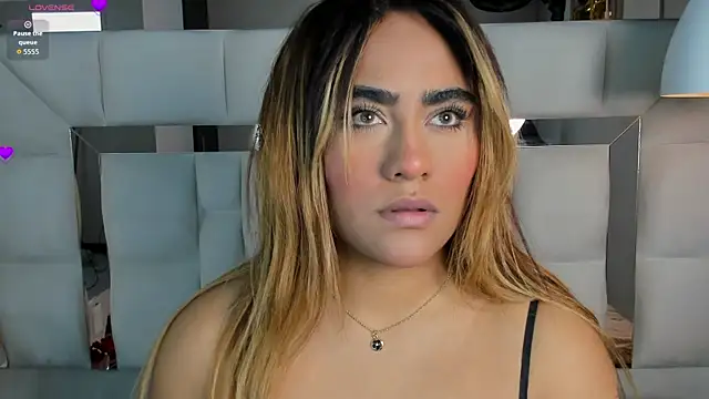 AnguelJones online show from December 19, 2025, 4:49 am