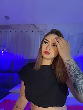 Beella1  online show from May 10, 2026, 12:03 am