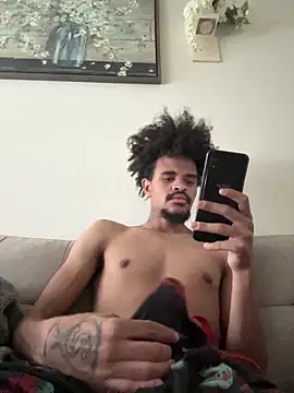 Mrmakeherwet Tez online show from February 24, 2026, 4:41 pm