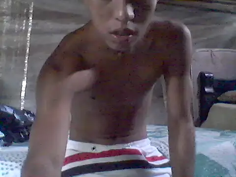 Snapshot of saiandrades chatting on February 23, 2026, 7:36 pm saiandrades online show from February 23, 2026, 7:36 pm