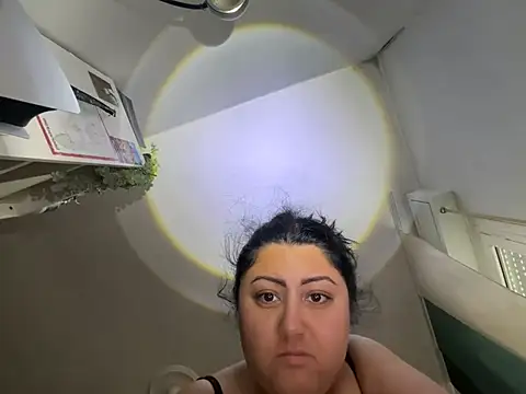 Snapshot of gatitalocahot chatting on April 8, 2026, 3:02 pm gatitalocahot online show from April 8, 2026, 3:02 pm