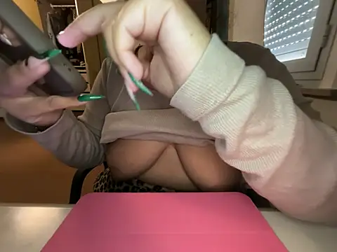 Snapshot of gatitalocahot chatting on February 26, 2026, 8:58 am gatitalocahot online show from February 26, 2026, 8:58 am