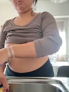 Snapshot of gatitalocahot chatting on February 8, 2026, 12:36 pm gatitalocahot online show from February 8, 2026, 12:36 pm