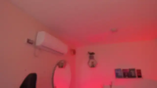 YariRose online show from February 14, 2026, 1:22 pm