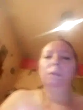 Snapshot of Mairi702 chatting on November 13, 2025, 10:41 am Mairi702 online show from November 13, 2025, 10:41 am