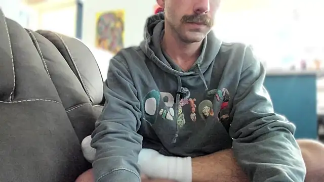 bobbyatx online show from November 26, 2025, 6:52 pm