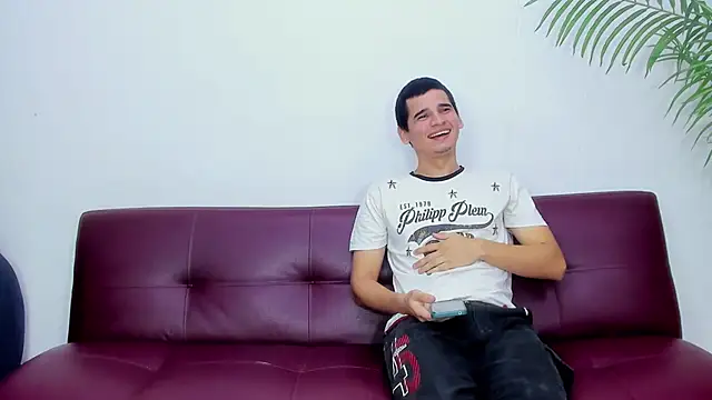 Ruin Destruction online show from November 30, 2025, 7:47 pm