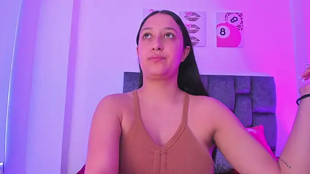 Snapshot of kittymonroe1 chatting on February 14, 2026, 6:08 pm kittymonroe1 online show from February 14, 2026, 6:08 pm