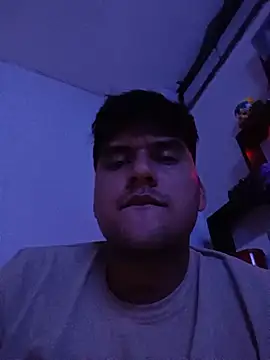 santi025 online show from July 23, 2026, 4:32 am