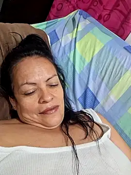 Snapshot of viviana-sexi chatting on March 6, 2026, 5:13 am viviana-sexi online show from March 6, 2026, 5:13 am