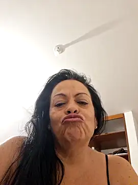 Snapshot of viviana-sexi chatting on March 27, 2026, 9:05 pm viviana-sexi online show from March 27, 2026, 9:05 pm