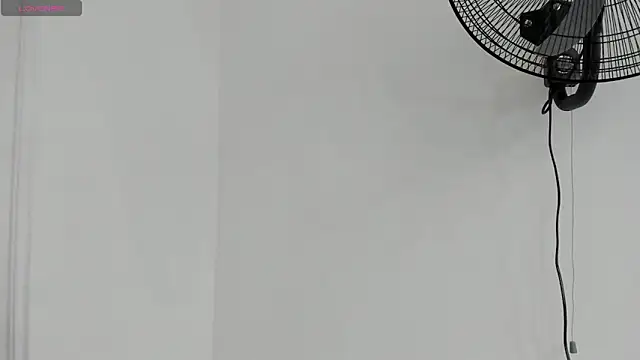 Snapshot of mirandaduboiss chatting on April 2, 2026, 1:07 pm mirandaduboiss online show from April 2, 2026, 1:07 pm