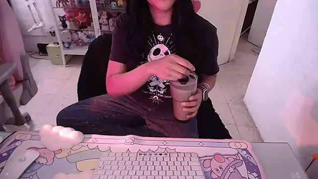 Snapshot of kaithra chatting on February 12, 2026, 10:20 pm kaithra online show from February 12, 2026, 10:20 pm