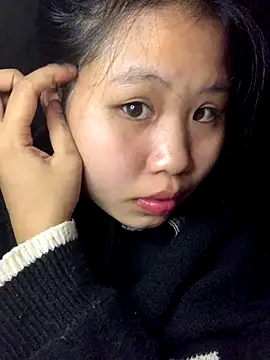 Miuu-Miuu online show from November 23, 2025, 1:43 pm