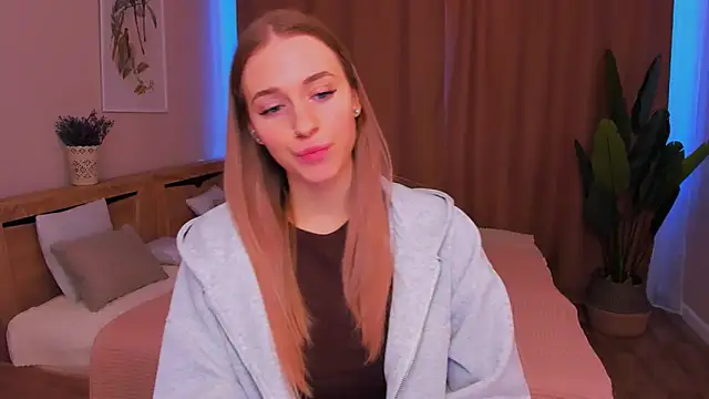 sassy cutie online show from February 2, 2026, 10:14 am