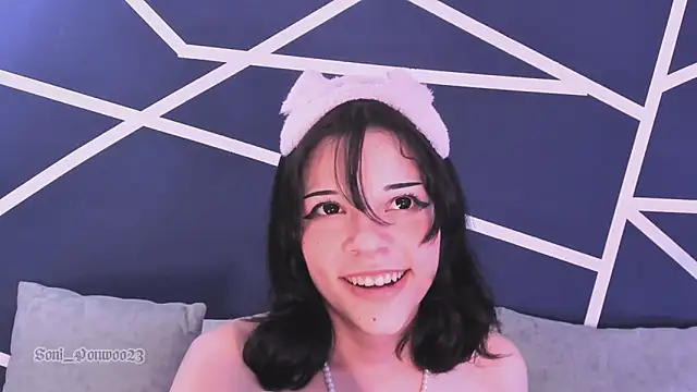 Snapshot of soni_ponwoo chatting on April 5, 2026, 10:22 am soni ponwoo online show from April 5, 2026, 10:22 am